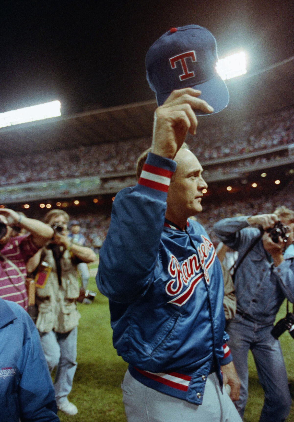 1990: Nolan Ryan wins his 300th game
